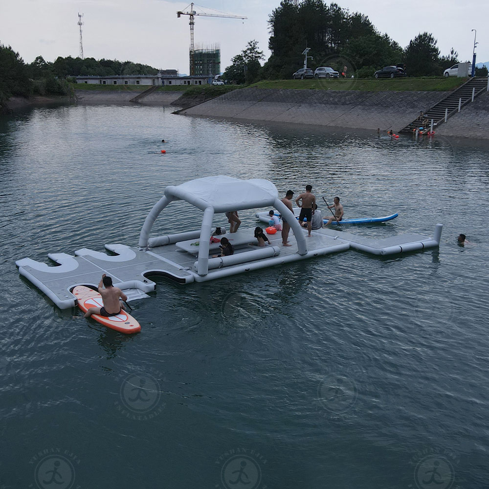 Équipement de Sports nautiques - Sports Equipment That Starts With A avis et prix
